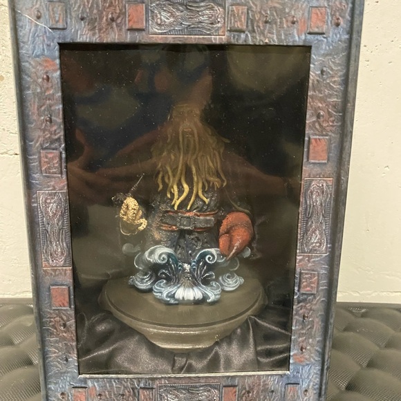 *RARE* Captain of the Caribbean-Davy Jones Action Figure - Picture 2 of 2